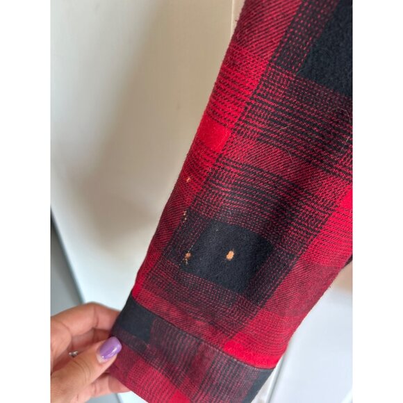 Woolrich Shirt Men's XL Red Black Plaid Flannel Button Up Cotton Outdoors - Picture 3 of 8